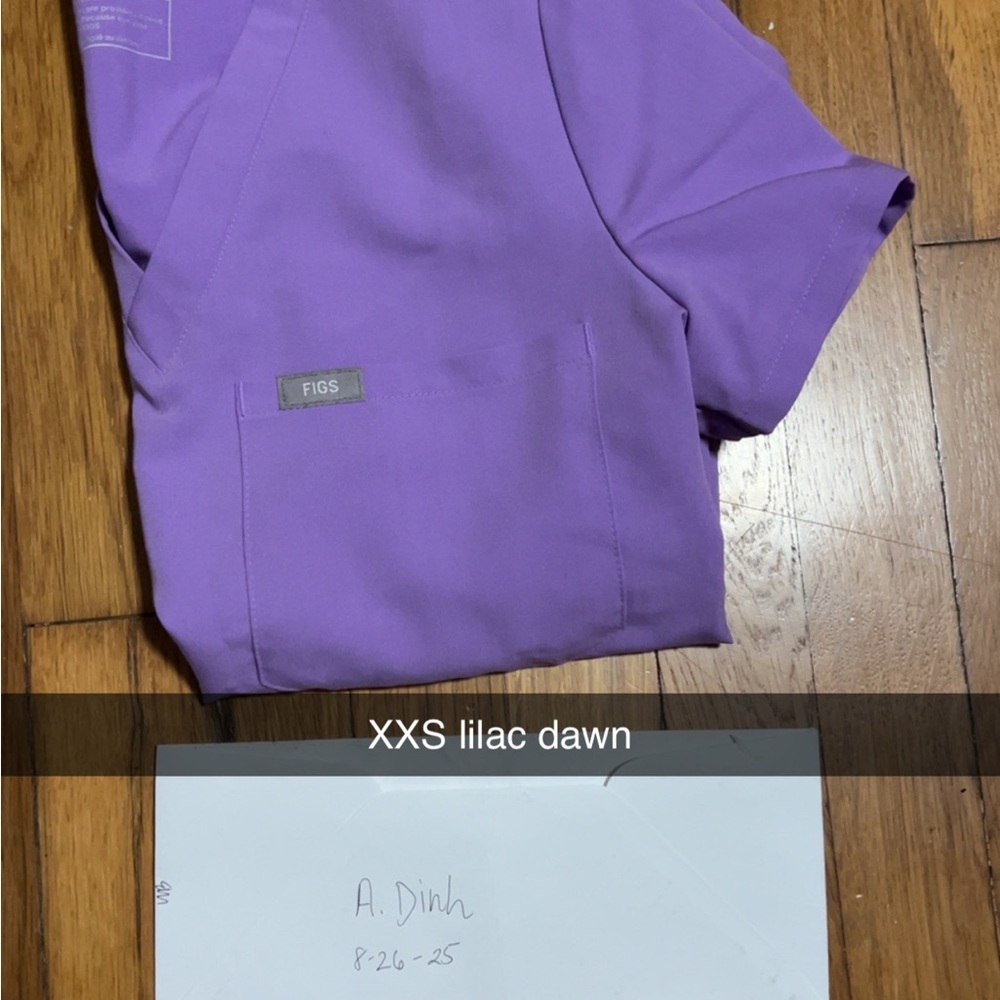 Figs Lavender Scrub Top